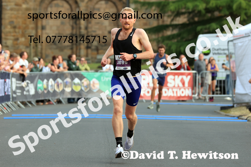 Durham City Run 10k, 2026 Durham City Run 5k and 10k, Durham. Photo: David T. Hewitson/Sports for All Pics